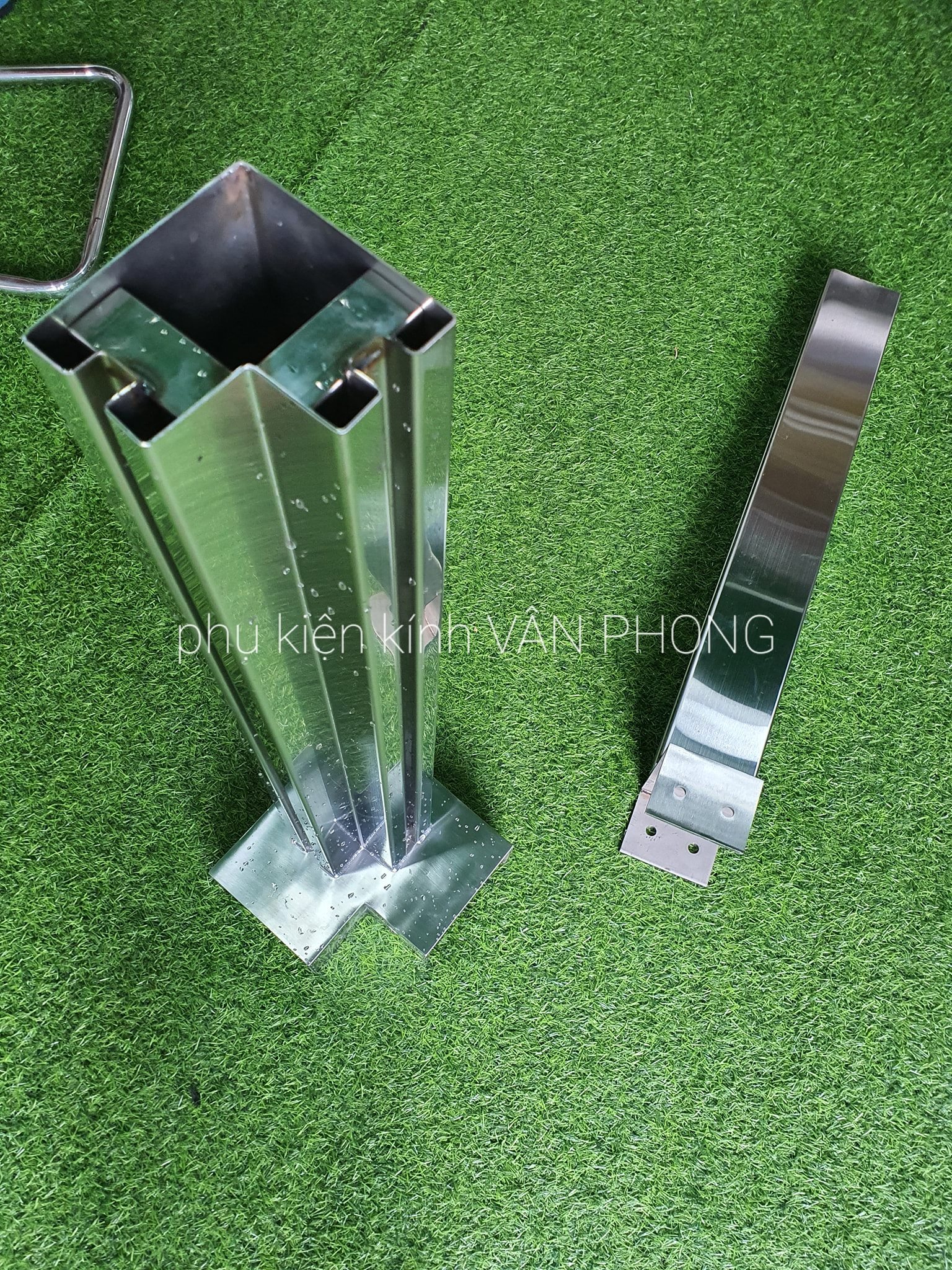 TRỤ INOX TĂNG CỨNG | SẢN XUẤT TRỤ INOX THEO YÊU CẦU | PHỤ KIỆN KÍNH VÂN ...